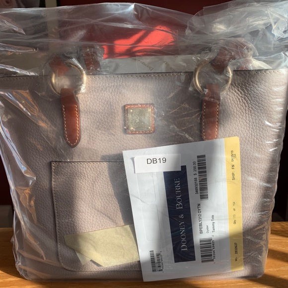 dooney & bourke pebble grain tammy tote